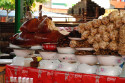 Spanferkel auf Markt in Denpasar, Bali