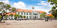 Rathausplatz Taman Fatahillah mit Museum Serejah Jakarta, Java, Indonesien