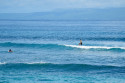 Zum Surfen sind die Wellen vor Candi Dasa ideal, vielleicht nicht für absolute Surfprofis aber doch für Anfänger Strand von Candi Dasa, Bali