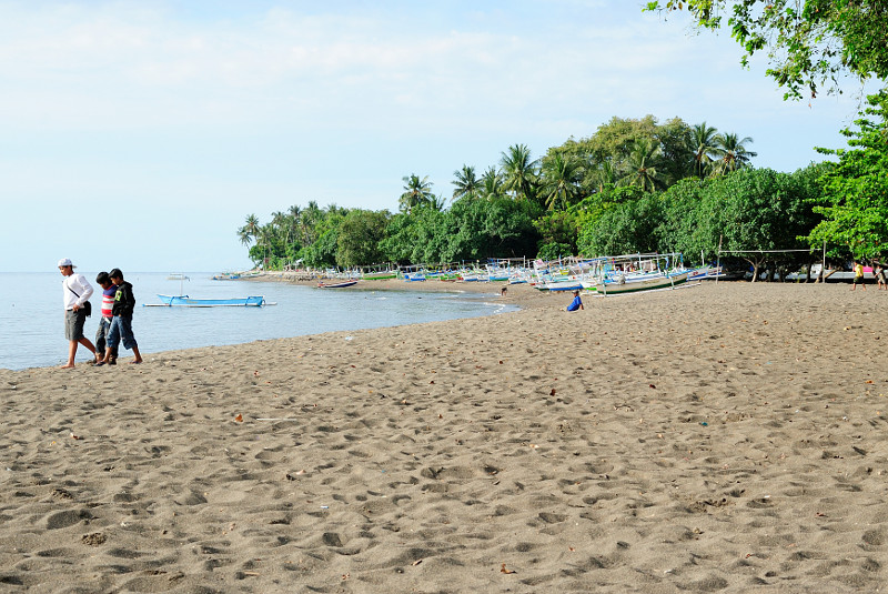Fischerboote vor Lovina, Bali