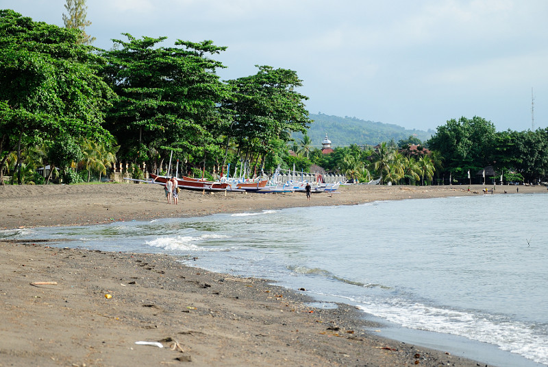 Fischerboote vor Lovina, Bali