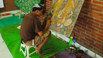 In Ubud im Zentrum Balis wurde ein eigener, mittlerweile weltweit bekannter, Kunststil entwickelt Maler in Ubud, Zentralbali
