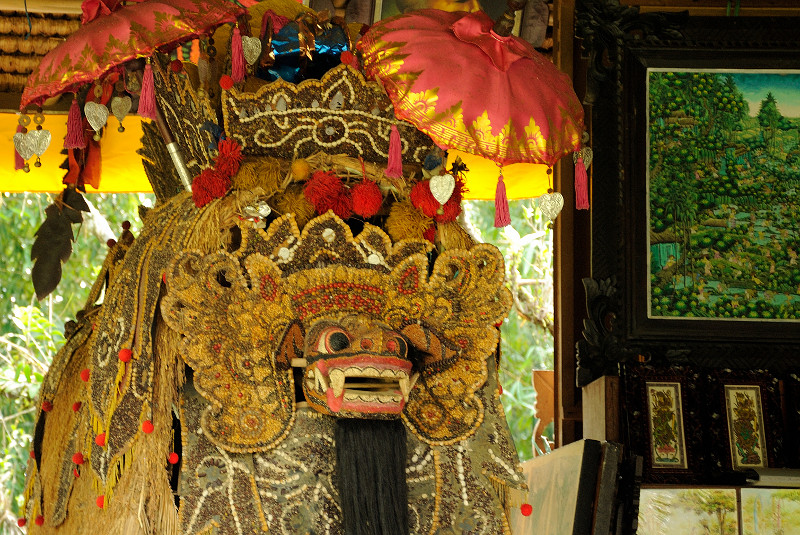 Barong im Pura Taman Ayun in Mengwi, Bali