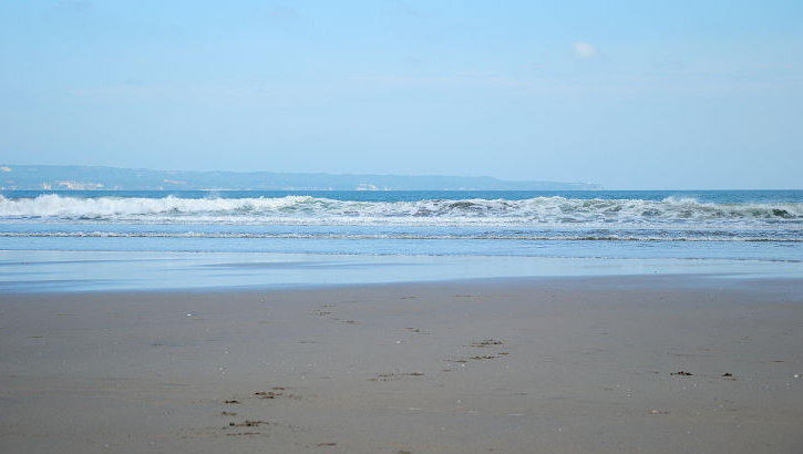 Der Ort Canggu im Süden Balis hat einen wunderbar feinen, weißen Sandstrand zu bieten Strand von Canggu, Südbali