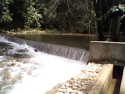 paradies-fluss
