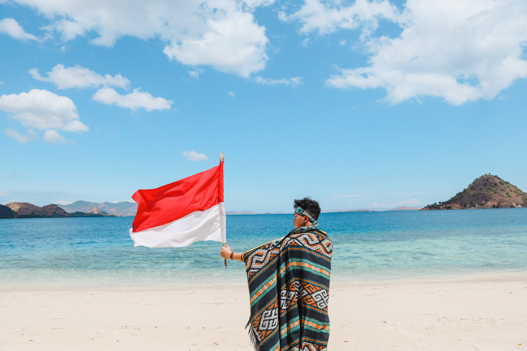 Das vielfältige Indonesien: Brennpunkt Jakarta, Urlaubsparadies Bali Das vielfältige Indonesien: Brennpunkt Jakarta, Urlaubsparadies Bali